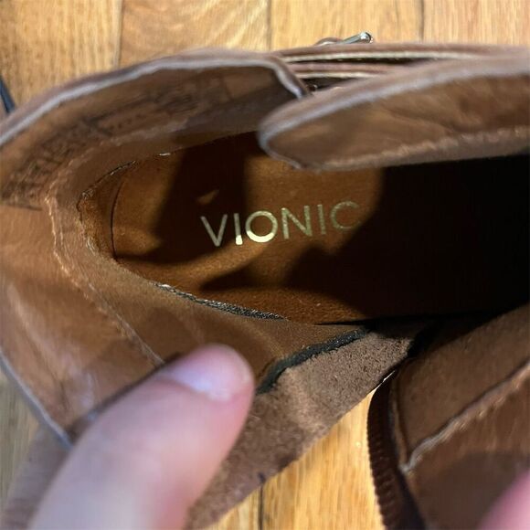 Vionic Women's Ankle Bootie Size 5 Brown Studded Buckle Orthotic Support - Picture 6 of 8
